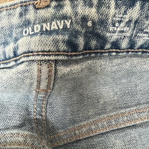 Old navy, size 6 worn twice - Picture 2 of 2